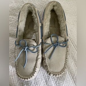 Ugg slippers